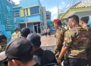 Puluhan Ormas Geruduk Kantor PLN Cilegon, Pagar Roboh Akibat Aksi Massa