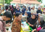 Diskoumperindag Gempur Harga Pasar! Operasi Pasar Serbu di Tiga Kecamatan, Warga Antusias Borong Sembako Murah