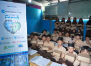 Krakatau Steel Peduli Gizi Anak Bangsa, 1.450 Siswa Madrasah di Cilegon Terima Paket Makanan Bergizi