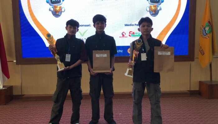 Santri Kembar MTs. Al Hikam Asal Banten Juara Nasional Robotic Game Competition