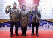 Jelang Akhir Jabatan, Bupati Serang Ratu Tatu Raih Penghargaan Top Pembina BUMD ke-7