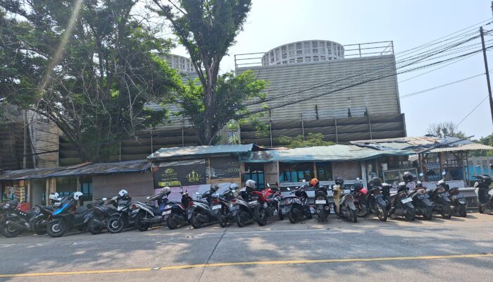 Parkir Liar Ganggu Jalan Nasional, Polisi Tindak Tegas di Jalur Ciwandan Anyer