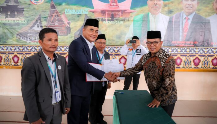 Edison Sitorus Resmi Dilantik, Gubernur Andra Soni Ajak Ikabamus Perkuat Ukhuwah dan Bangun Banten