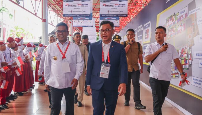 Guncang Dunia Pertahanan, Gubernur Banten Hadiri Pembukaan Indo Defence 2025 Bersama Presiden Prabowo