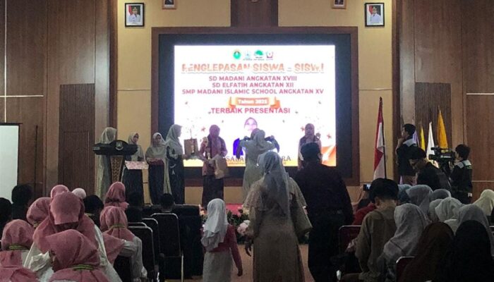 Nekat Gelar Wisuda di Gedung Pemkot, Sekolah Madani Cilegon Dikenai Isu Pungutan Rp750 Ribu