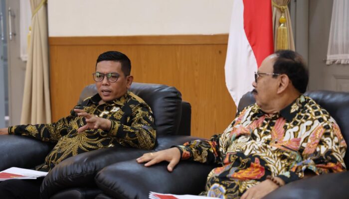 Banten Geber Revolusi Jagung, Jalan Tol Disulap Jadi Lumbung Emas Kuning