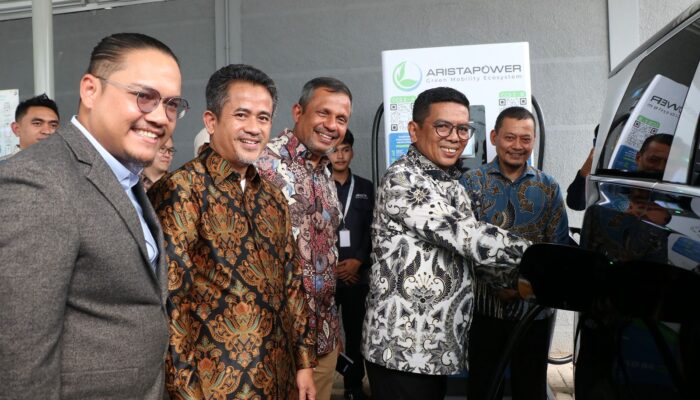 SPKLU Ultra Fast Charging Denza Arista Resmi Diluncurkan, Isi Daya Cuma Hitungan Menit