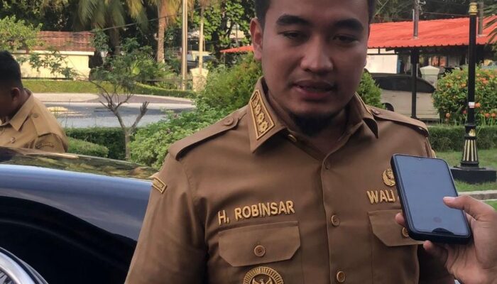 Wali Kota Cilegon Ultimatum Pedagang Liar di Pasar Kranggot: Besok Masih Bandel, Kami Angkut