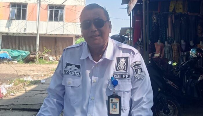 Satpol PP Cilegon Bongkar Bangunan Liar di Relokasi Pasar Kranggot