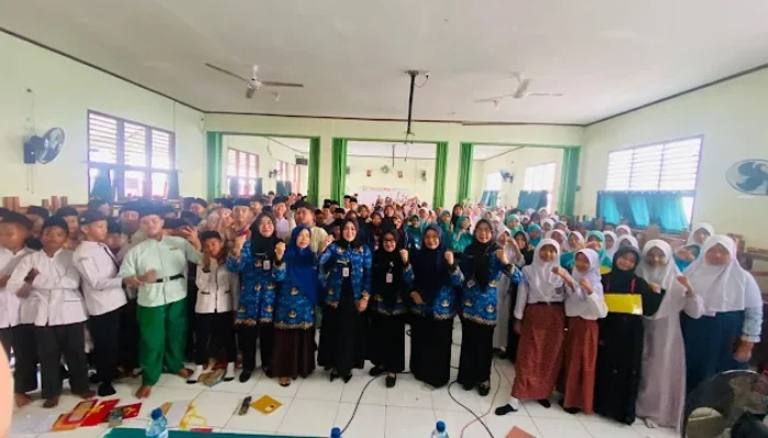 Dinkes Cilegon Gencarkan Edukasi PHBS dan GERMAS di MTSN 1