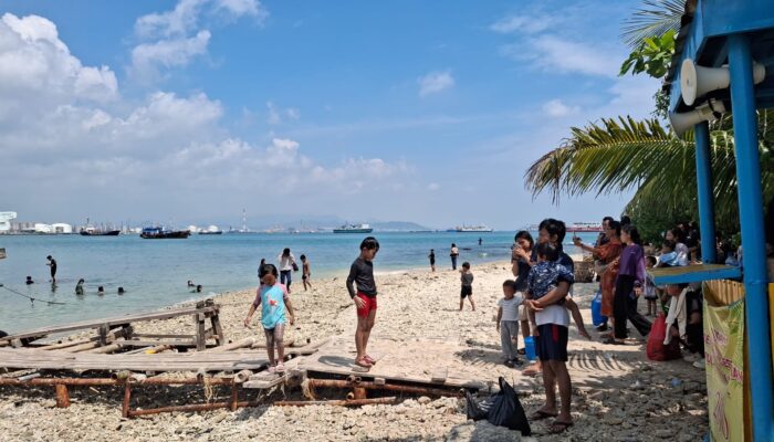 Pulau Merak Kecil, Surga Tersembunyi untuk Liburan Tenang di Tengah Hiruk Pikuk Kota