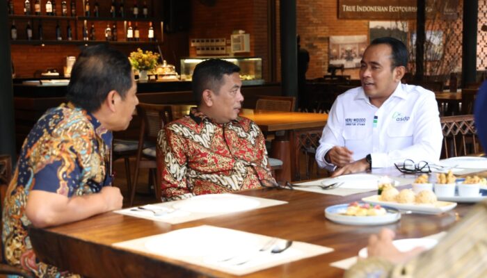 Merak Naik Kelas: Gubernur Andra Soni dan Dirut ASDP Sepakat Kolaborasi Besar Demi Pelabuhan Kebanggaan Banten