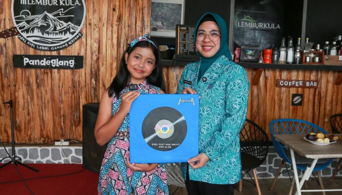 Bunda Literasi Banten Resmikan Perpustakaan Bernuansa Alam: Wisata Jadi Wahana Ilmu, Menuju Indonesia Emas 2045