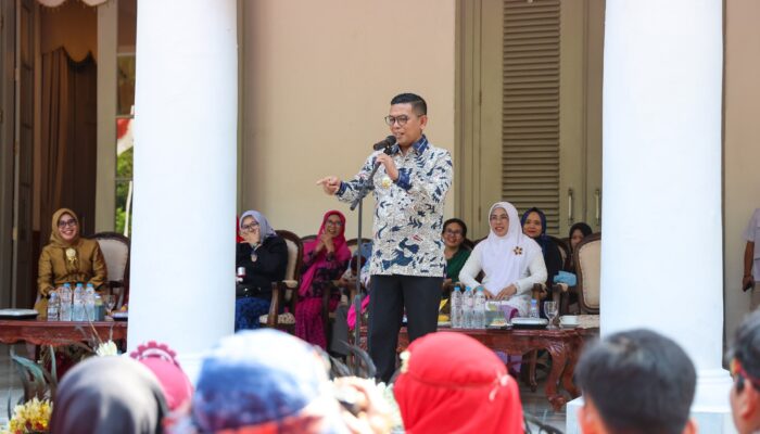 Kebaya Menggema di Banten: Gubernur Andra Soni Ajak Perempuan Bangga Kenakan Warisan Budaya Bangsa