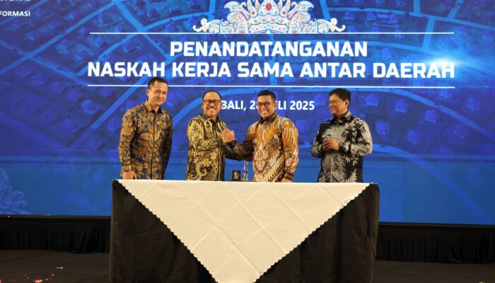 Banten Kirim Warga ke Sulbar, Andra Soni Teken MoU Transmigrasi Demi Sebar Kesejahteraan