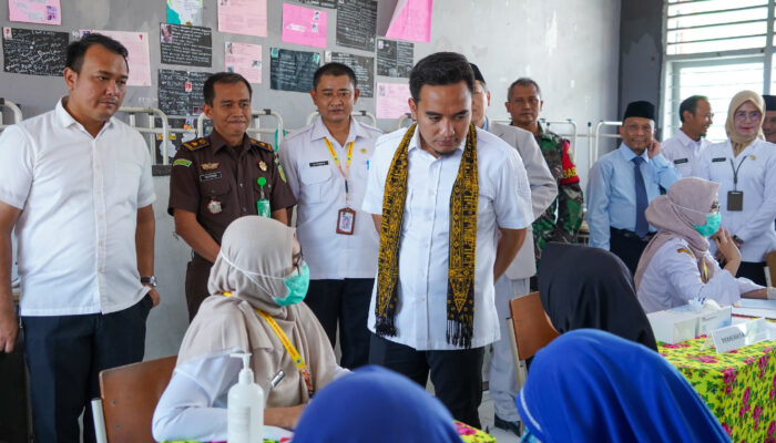 Cilegon Cetak Generasi Emas,  Robinsar Launching Pemeriksaan Kesehatan Massal untuk 104 Ribu Siswa