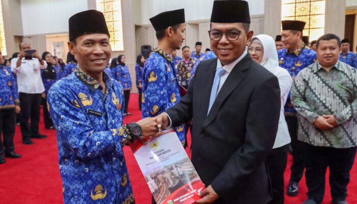 9.709 PPPK Dilantik, Andra Soni Tegaskan: ASN Bukan Status, Tapi Tanggung Jawab Mulia