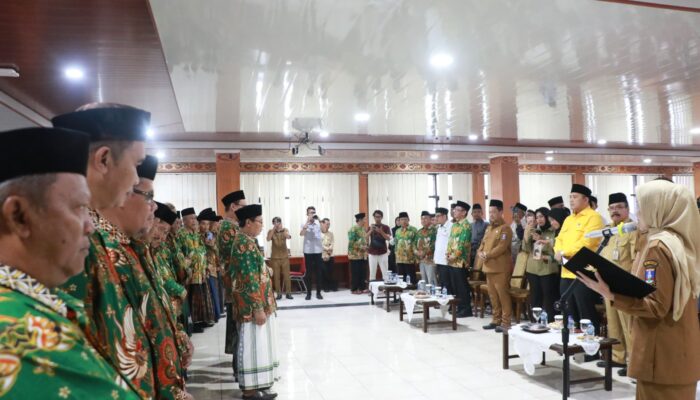 Benteng Moral 65 Ribu Santri! FKDT Kabupaten Serang Resmi Dilantik, Bupati Janjikan Kenaikan Insentif Guru 2026