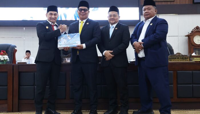 Wagub Dimyati Bongkar Rencana APBD Banten 2025: Sekolah Gratis Jalan Terus, Anggaran Dipangkas Rp921 Miliar