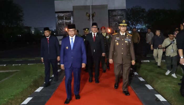 Renungan Suci HUT ke-80 RI, Gubernur Banten: Bangsa Besar Tak Akan Pernah Lupa Jasa Pahlawan