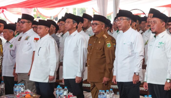 Breaking News: Gubernur Andra Soni dan Ketua PBNU Yahya Staquf Kukuhkan PWNU Banten, Ribuan Jamaah Memadati Alun-Alun Serang