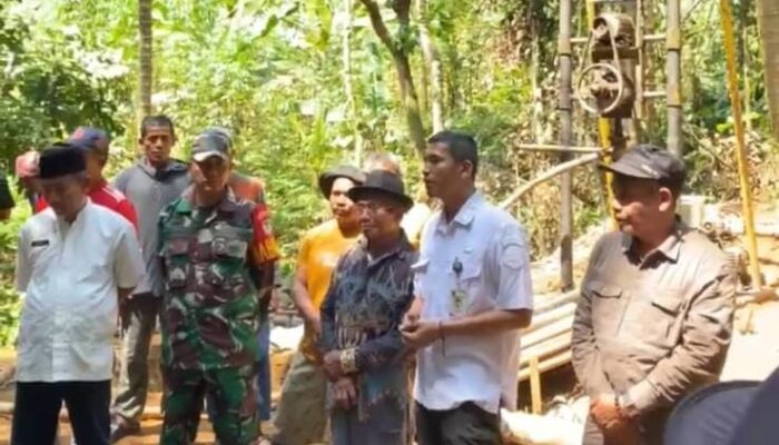 Lurah Gerem Resmikan Sumur Bor ke-20, Akhiri Krisis Air Bersih Warga Watu Lawang