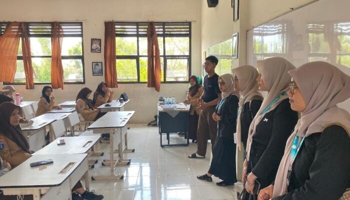 English Club SMAN 3 Serang Kian Bergairah, Mahasiswa PLP UIN Banten Ikut Cetak Generasi Global