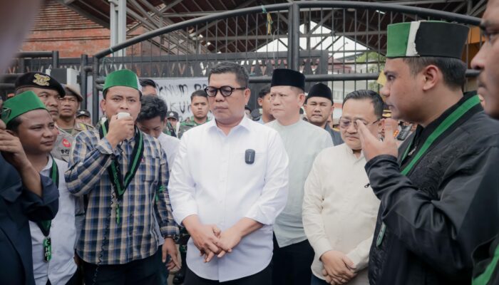 HMI Cabang Serang Ledakkan Kritik: Tuntut Evaluasi Kapolri, Bongkar Mafia Pokir DPRD Banten