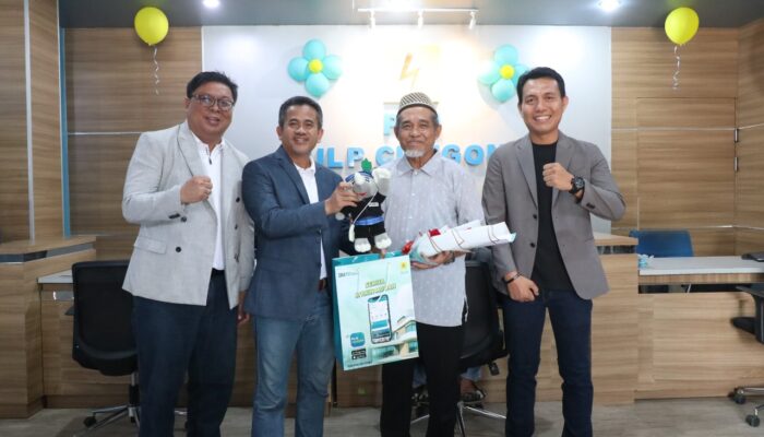 Hari Pelanggan Nasional, GM PLN UID Banten Turun Langsung Layani Masyarakat: Promo KALCER Banjir Diskon 50%