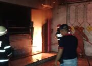 Kantor Mebel di Pasar Kranggot Cilegon Ludes Terbakar, Damkar Gerak Cepat Padamkan Api dalam 1 Jam