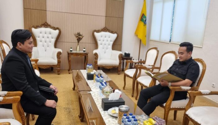 BREAKING NEWS! Putra Asli Citangkil, M. Yoka Desthuraka Resmi Raih Kursi Direktur Utama BPRSCM dengan Nilai Tertinggi