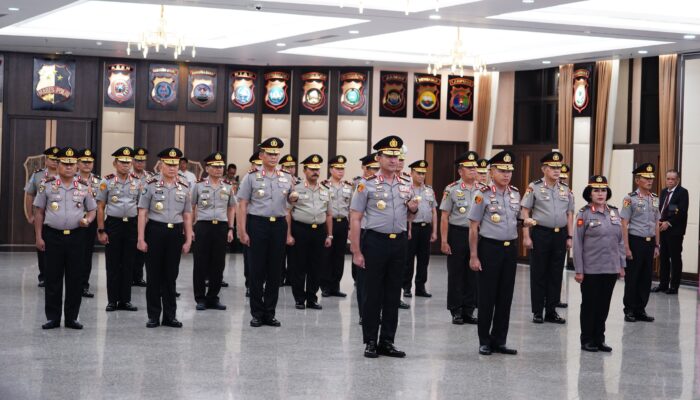 27 Pati Naik Pangkat, Dua Jenderal Bintang Tiga Lahir di Mabes Polri