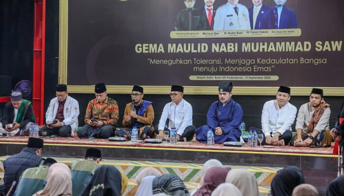 Gema Maulid Nabi, Gubernur Andra Soni Gaungkan Persatuan Umat Demi Banten Maju