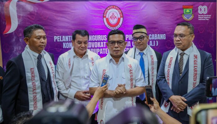 Gubernur Andra Soni Gegerkan Banten: Janji Kampanye Terbukti, 65 Ribu Siswa Nikmati Sekolah Gratis