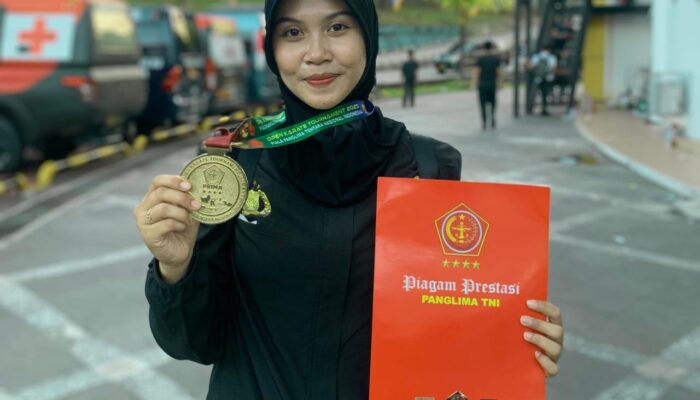 Bripda Salma Aulia Sabet Emas di Piala Panglima TNI 2025, Polri Unjuk Gigi di Arena Karate Nasional