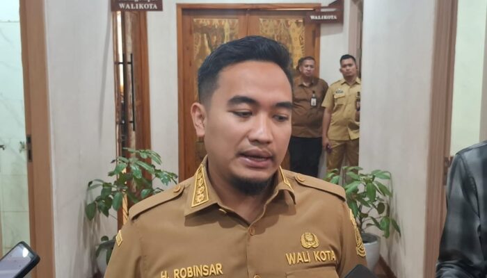 Wali Kota Robinsar Evaluasi Total Bappeda, Rotasi dan Mutasi Pejabat Segera Digulirkan