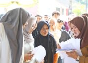 Gebyar Adminduk Disdukcapil Serang Diserbu Ribuan Warga, Layanan Gratis Bikin Desa Kubang Baros Membludak