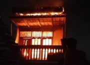 Korsleting Listrik Picu Kebakaran Rumah Dua Lantai di Citangkil, Damkar Cilegon Gerak Cepat Padamkan Api