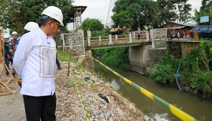 Andra Soni Gerak Cepat Kendalikan Banjir Cibanten: Normalisasi Sungai Jadi Penyelamat Warga Serang dari Ancaman Bencana