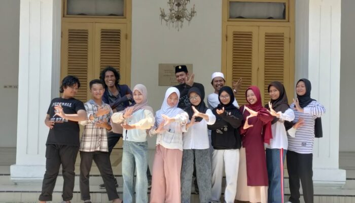 Teater Ngederes Cibanten Berangkat dari Cilegon: Para Aktor Muda Bawa Jiwa dan Doa Banten ke Panggung Peradaban