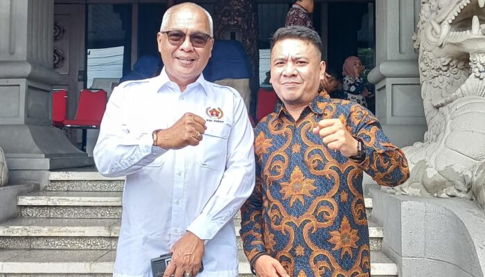 PWI Banten Tunjukkan Soliditas Nasional, Puluhan Wartawan Hadiri Pelantikan PWI Pusat di Solo Dukung Ketua Umum Pilihan Sendiri