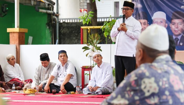 Subuh Bersama Gubernur, Andra Soni Hadiri Tabligh Akbar Maulid Nabi di Tengah Ribuan Warga Larangan