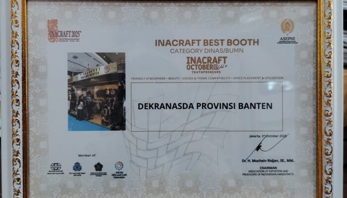 Stan Dekranasda Banten Borong Prestasi di Inacraft 2025, Raup Transaksi Rp 651 Juta dan Dinobatkan Sebagai Stand Terbaik Nasional