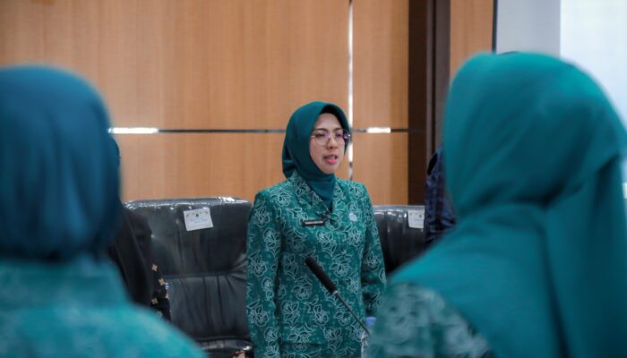 Tinawati Andra Soni Kobarkan Semangat Pengabdian: PKK Banten Jadi Cahaya Perubahan Lewat Bimtek PKK Mengajar 2025