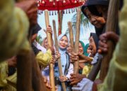 Bupati Serang Ratu Zakiyah Terkesan Ribuan Penari di Festival Sangga Nagara: Ini Luar Biasa, Harus Jadi Inspirasi Seluruh Desa