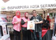 Wali Kota Serang Borong Dagangan Emak-Emak di Festival Kaibon 2025, Alun-Alun Mendadak Heboh