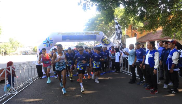 Ratusan Pemuda Tumpah Ruah di Stadion, Fun Run Tutup Semarak Sumpah Pemuda 2025 di Kota Serang