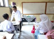 Gubernur Andra Soni Pantau Langsung Program Makan Bergizi Gratis: Siswa SMAN 2 Tangerang Sorak Enak