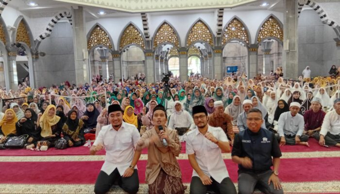Lautan Cinta Rasul di Cilegon: Ribuan Jamaah Padati Masjid Agung Nurul Ikhlas Bersama Ustaz Maulana