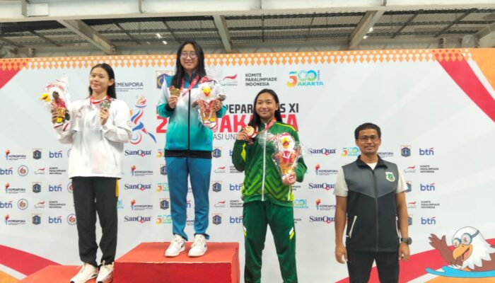 Dua Hari, Dua Emas! Michelle Suryadi Fang Bikin Banten Berjaya di Kolam Popnas 2025